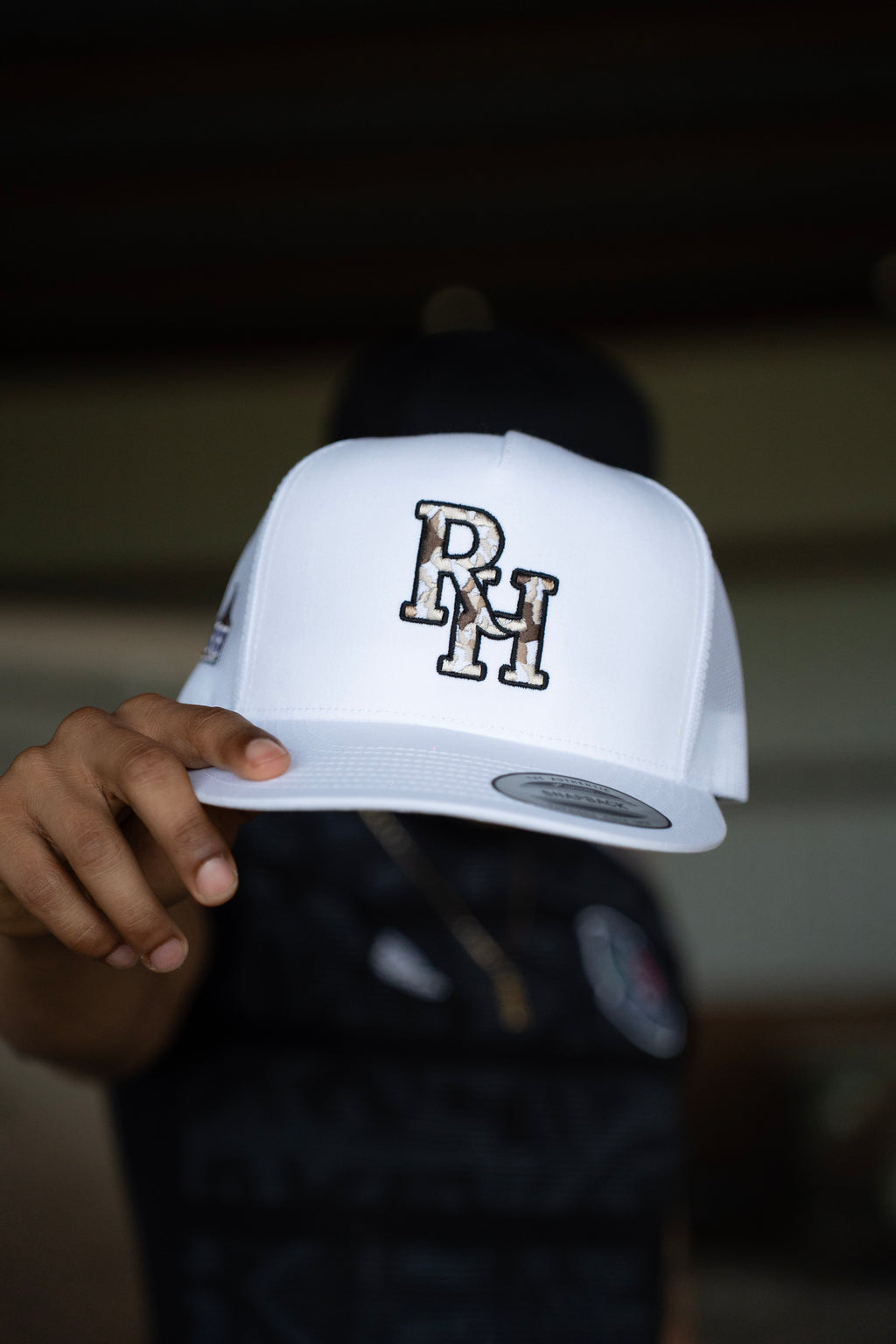RH WHITE