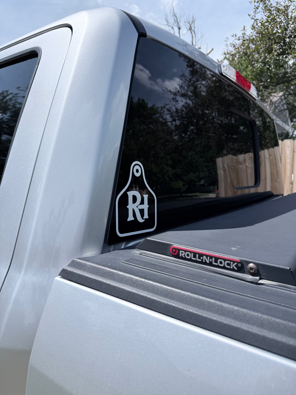 RH TAG STICKER